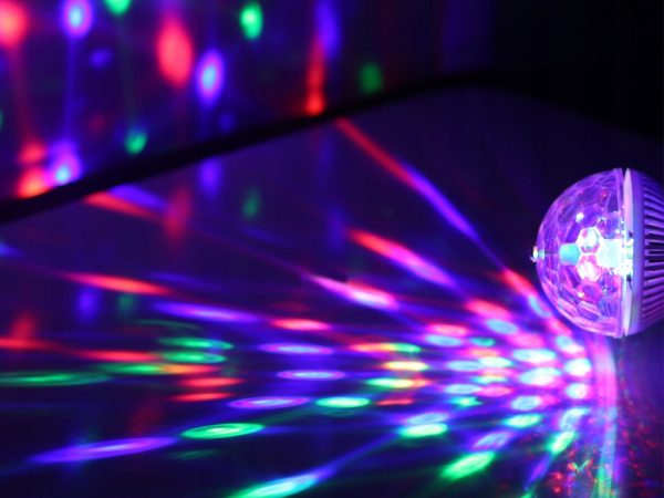 Disco Light Bulb - RGB Rotating E27 3W LED - Image 3